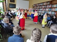 Русская, старинная, румяная да блинная
