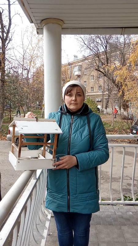 Покормите птиц зимой