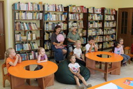 Речка, речка, где твой дом?