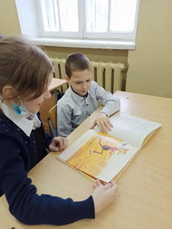 ДЕНЬ ЦВЕТНЫХ КАРАНДАШЕЙ