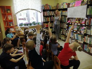 Изучаем карту мира с литературными героями