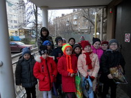 Трудно птицам зимовать, надо птицам помогать!