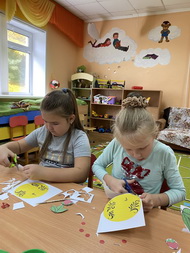 Деревянный мир Руси: золотая Хохлома