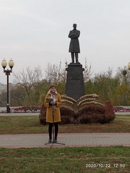 Сердцем помню только детство