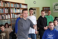 Сломай сигарету, пока сигарета не сломала тебя